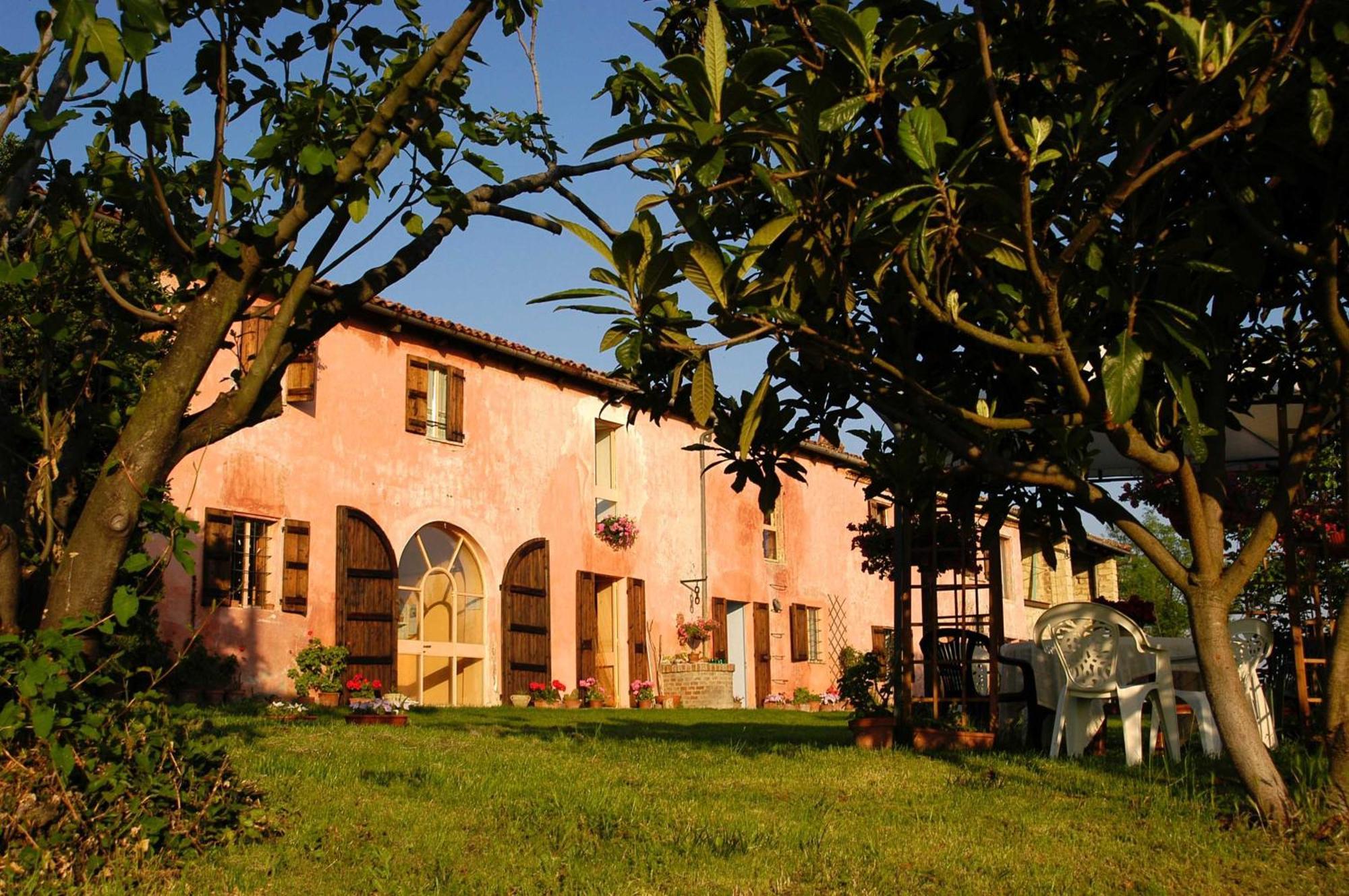 Cascina Rosa B&B Grazzano Badoglio Екстер'єр фото